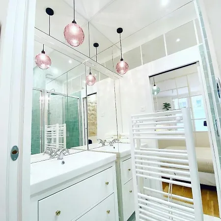 Tres Bel Au Coeur De - Flat-guest Apartment *